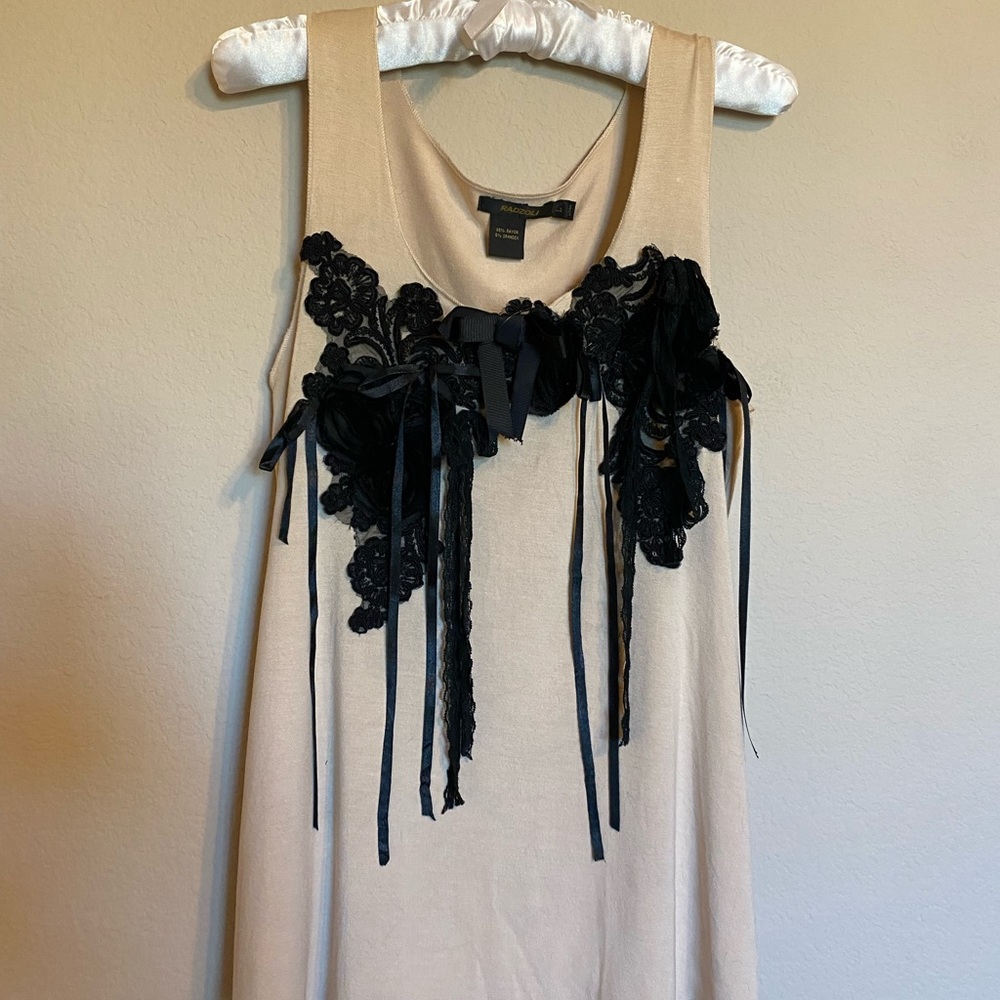 Tan tank with ribbon trim size L
